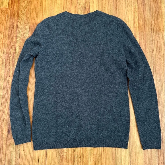 Lark & Ro Size S Gray 100 % Cashmere Soft Cozy Sweater (O) - Picture 4 of 9